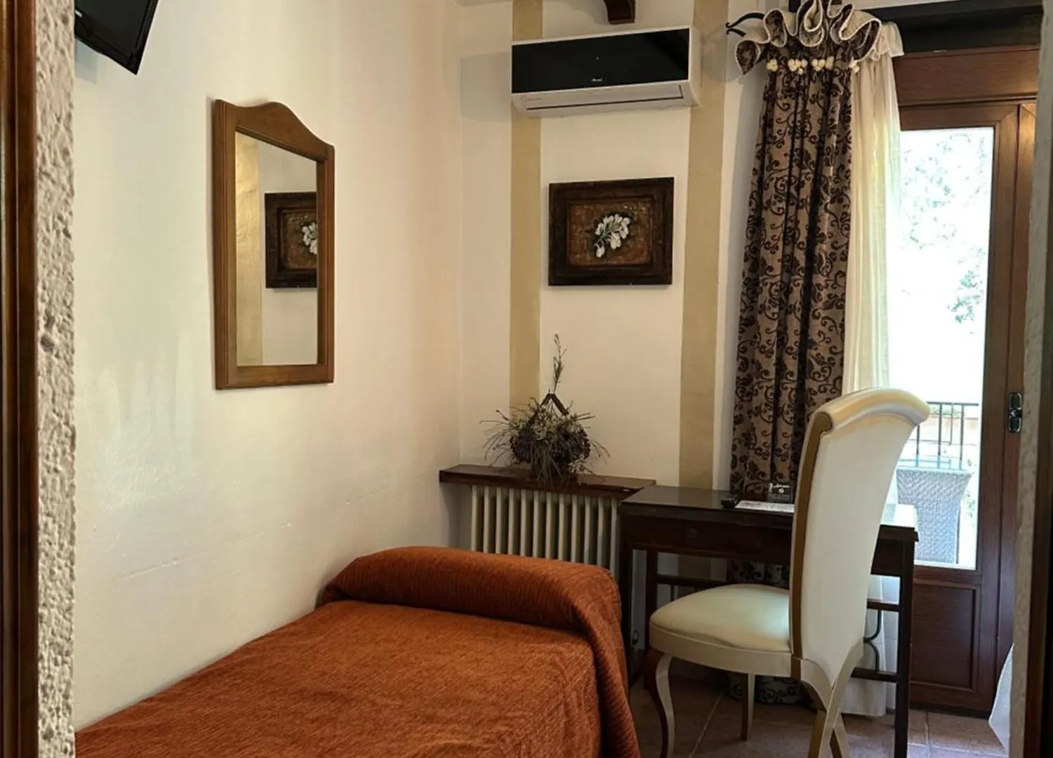 Hotel Rural Convento Santa Maria De La Sierra Arroyo Frio